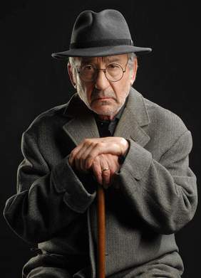 Foto. José Sacristán interpreta Machado