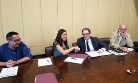 Foto de la firma